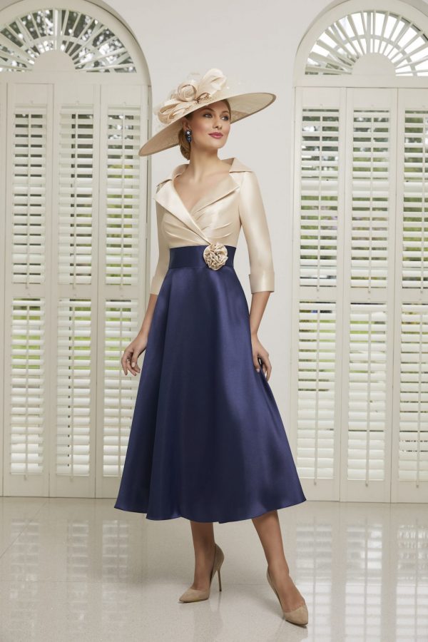 Mother of the Bride \u0026 Groom Outfits 